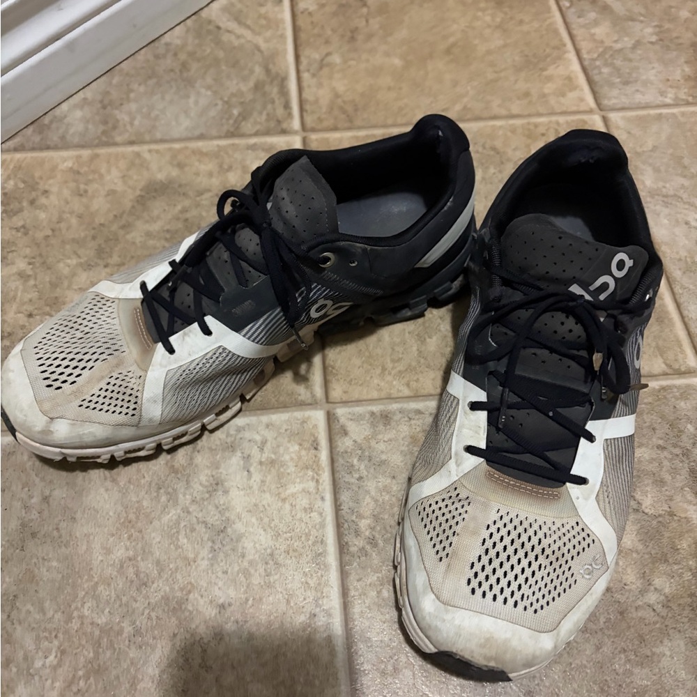 On Running Men's Black and Cream Athletic Shoes